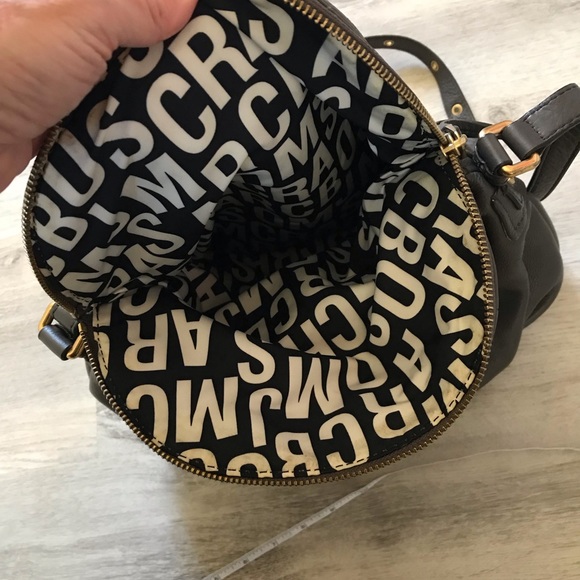 Marc by Marc Jacobs Dark Gray Leather Bag Adjustable Strap Gold Hardware Pebble - Picture 9 of 16